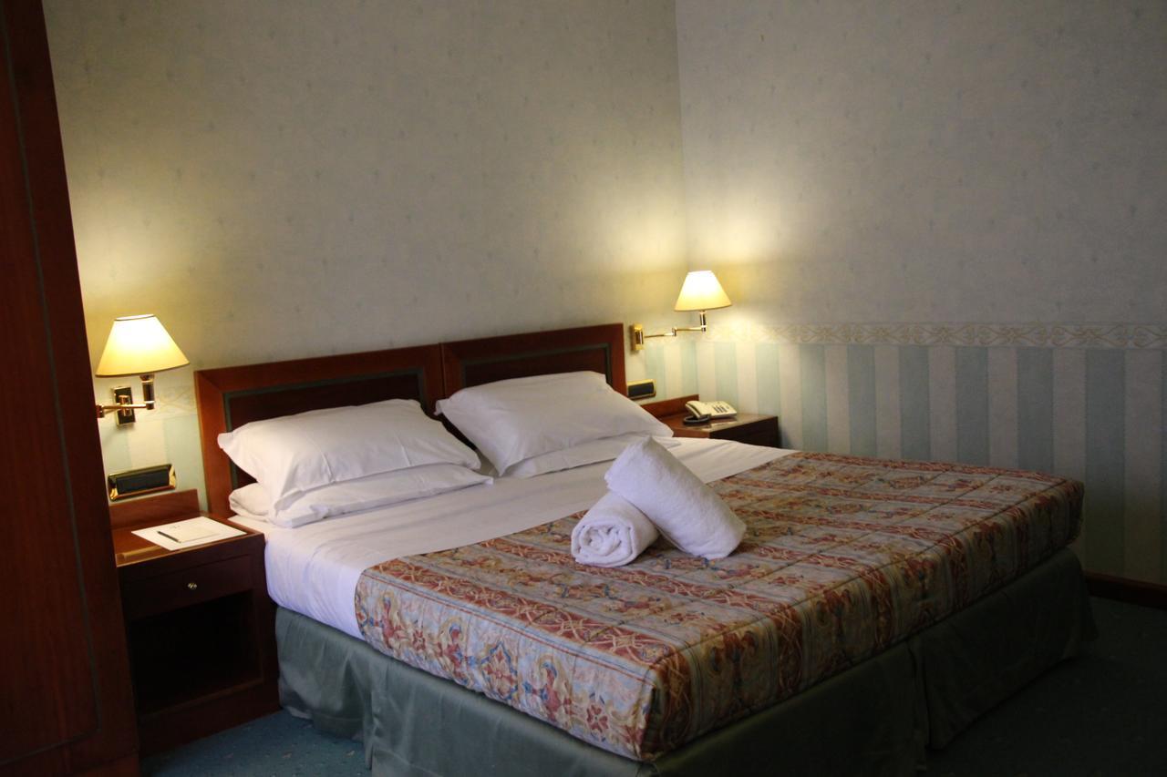 Phi Hotel Hortensis Cannara Dış mekan fotoğraf